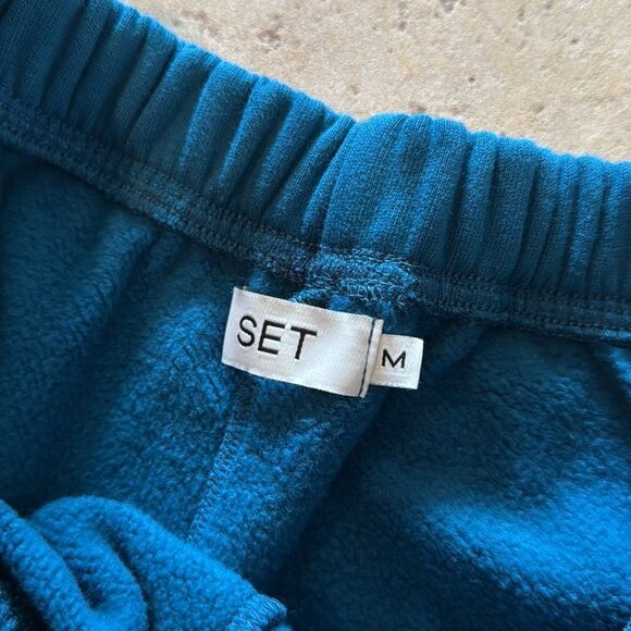 Teal Blue Women's Shorts by SET - Sweatpants - Size Medium - NWT - Picture 3 of 6